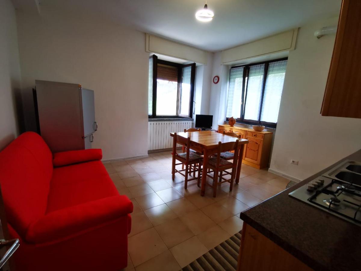 Appartamento S.Anna In Valmalenco Torre di Santa Maria Eksteriør billede